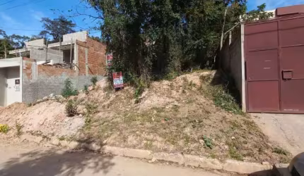 Terreno em Lagoa Santa no bairro Portal do Sol.