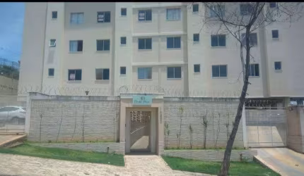 Apartamento no bairro Lundceia