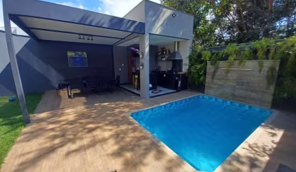 *Casa em Lagoa Santa em condomínio fechado