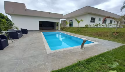 *Casa em condominio fechado próximo de Lagoa Santa