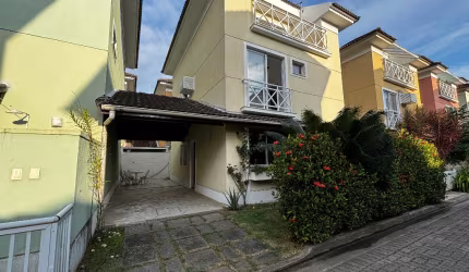 Casa triplex 4 qts 2 suítes Recreio