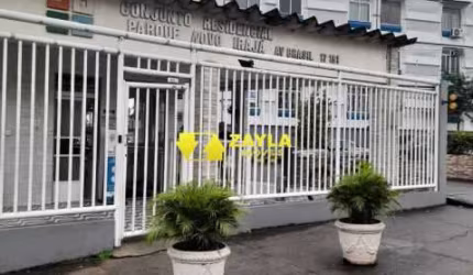 Apartamento com 3 quartos para alugar na Avenida Brasil, Irajá, Rio de Janeiro, 56 m2 por R$ 900