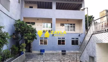 Casa com 3 quartos à venda na Rua Licínio Barcelos, Irajá, Rio de Janeiro, 415 m2 por R$ 800.000