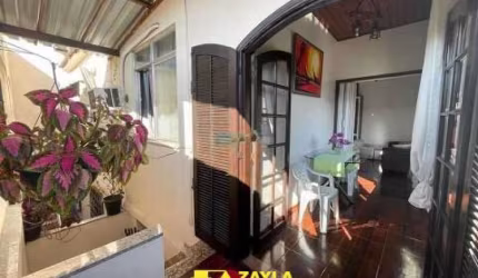 Casa com 3 quartos à venda na Rua Criciúma, Irajá, Rio de Janeiro, 173 m2 por R$ 450.000