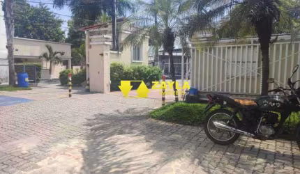 Apartamento com 2 quartos à venda na Estrada do Barro Vermelho, Rocha Miranda, Rio de Janeiro, 47 m2 por R$ 175.000