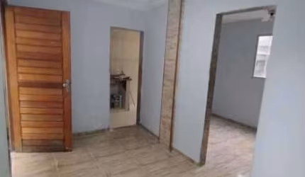 Casa com 2 quartos à venda na Rua Samin, Irajá, Rio de Janeiro, 50 m2 por R$ 165.000