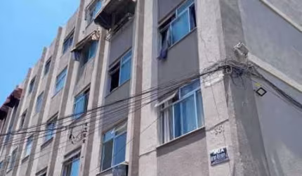 Apartamento com 2 quartos à venda na Rua Antônio Riedlinger Júnior, Oswaldo Cruz, Rio de Janeiro, 50 m2 por R$ 115.000