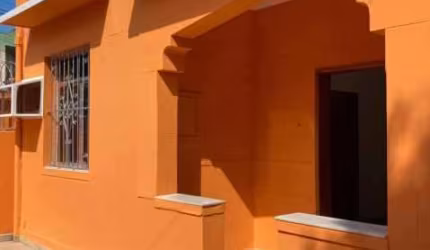 Casa com 2 quartos para alugar na Rua Tenente Araquem Batista, Penha, Rio de Janeiro, 61 m2 por R$ 1.800