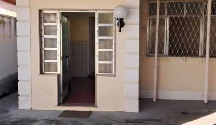 Casa com 3 quartos à venda na Rua Vaz Lobo, Vaz Lobo, Rio de Janeiro, 89 m2 por R$ 270.000