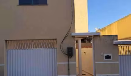 Casa com 3 quartos à venda na Travessa Quatro de Outubro, Mutuá, São Gonçalo, 290 m2 por R$ 390.000