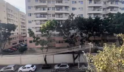 Apartamento com 2 quartos à venda na Rua Retiro dos Artistas, Pechincha, Rio de Janeiro, 62 m2 por R$ 249.000