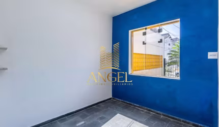 Sobrado comercial 3 salas - Água Rasa