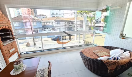 Casa Alta com 03 dormitórios (02 Suítes) á Venda no bairro Embaré - Santos