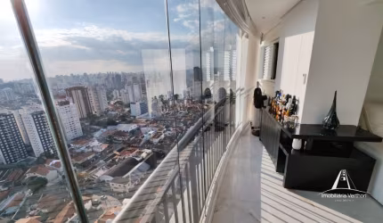 Vendo Lindíssimo Apartamento na Vila Gumercindo com Suíte e Varanda 87m²