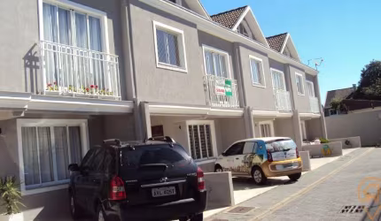 Sobrado com 3 quartos  à venda, 175.00 m2 por R$684000.00  - Boqueirao - Curitiba/PR