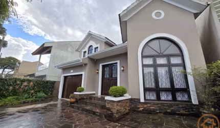 Sobrado à venda, 283.00 m2 por R$1595000.00  - Xaxim - Curitiba/PR