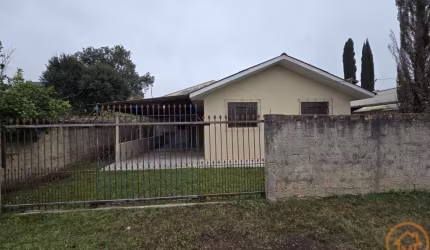 Casa Residencial com 2 quartos  para alugar, 60.00 m2 por R$1590.00  - Alto Boqueirao - Curitiba/PR
