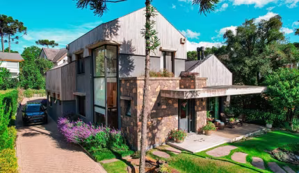 Casa para Venda no bairro Aspen Mountain em Gramado, 3 quartos sendo 3 suítes, 2 vagas, 308 m² de área total, 308 m² privativos,