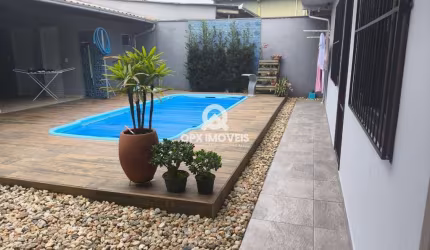Casa com 2 quartos à venda na Rua Sebastião Pedro Ribeiro, 101, 101, Nossa Senhora da Paz, Balneário Piçarras, 140 m2 por R$ 830.000