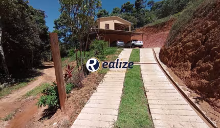 Chacara á venda em Biriricas, região rural de Domingos Martins - ES