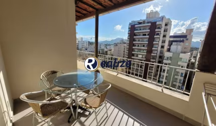 cobertura LINEAR à venda na deslumbrante Praia do Morro, em Guarapari. Com 3 dormitórios, sendo 1 suíte, 2 salas amplas e confortáveis, cozinha com área de serviço e dependência completa,  além de 1 e