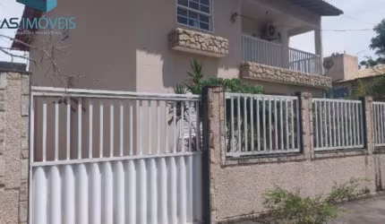 Casa para Venda em São Pedro da Aldeia, Centro, 5 dormitórios, 1 suíte, 4 banheiros, 5 vagas
