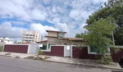 Casa para Venda em São Pedro da Aldeia, Nova São Pedro, 2 dormitórios, 2 suítes, 3 banheiros, 3 vagas