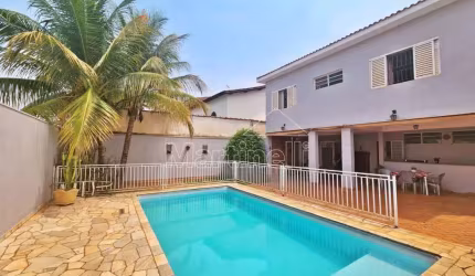 Casa Sobrado Padrão em Ribeirão Preto