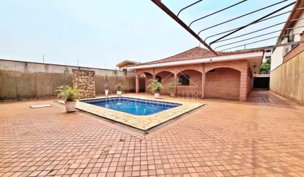 Casa Térrea Padrão em Ribeirão Preto
