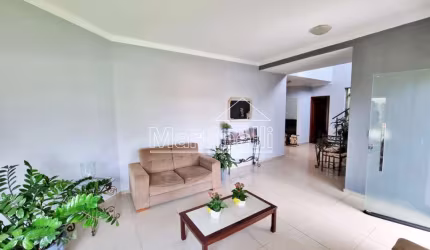 Casa Sobrado Condomínio em Ribeirão Preto