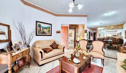 Casa Padrão em Ribeirão Preto
