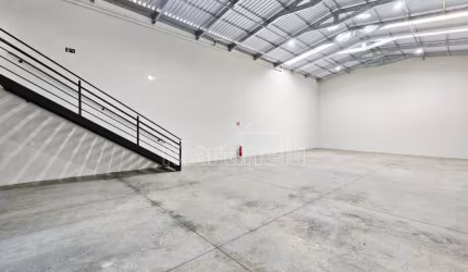 Salão comercial de 300m² de área construida à venda, próximo à Rodovia Alexandre Balbo - Ribeirão Preto/SP.
