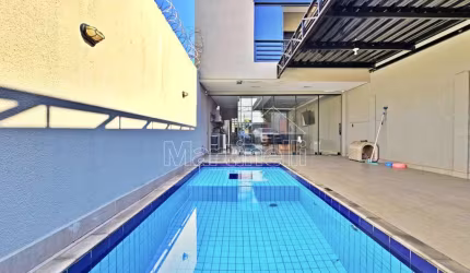 Sobrado de 250m² de área construida à venda, próximo à Avenida do Café - Ribeirão Preto/SP.