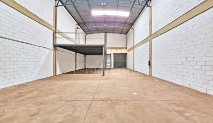 Imóvel comercial de 320m² de área construída para locação, próximo a Purina - Bairro Vila Elisa, Ribeirão Preto/SP.