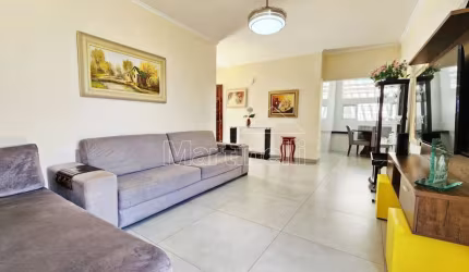 Casa térrea de 178m² de área construida à venda, próximo à Avenida Treze de Maio - Bairro Jardim Paulistano, Ribeirão Preto/SP.