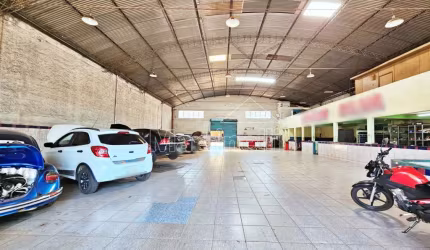 Imóvel comercial de 533m² de área construida para locação, próximo à Rua Dois de Julho - Bairro Vila Tibério, Ribeirão Preto/SP.