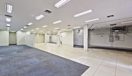 Imóvel comercial de 374m² de área construida para locação, próximo à Avenida Brasil - Ribeirão Preto/SP.
