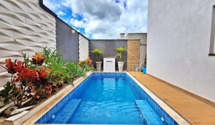 Casa térrea de Alto Padrão com 144m² de área construida para locação no Condomínio Terras de San Pedro - Ribeirão Preto/SP.