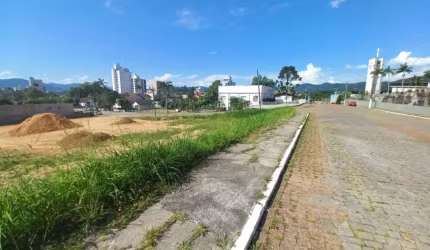 Terreno à venda no bairro Centro em Timbó/SC