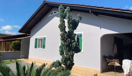 Casa com 3 dormitórios à venda no bairro Nações em Timbó/SC