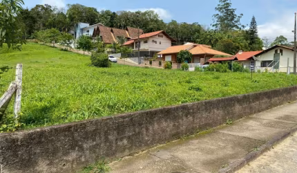 Terreno à venda no bairro Divineia em Rio dos Cedros/SC