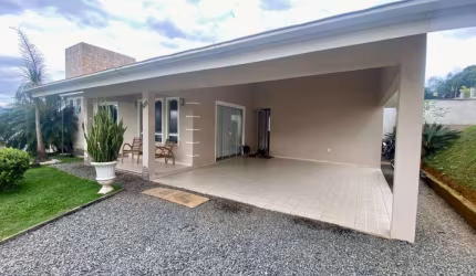 Casa com 3 dormitórios à venda no bairro Quintino em Timbó/SC