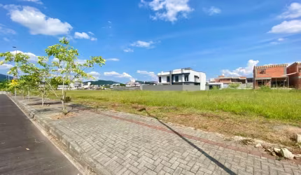 Terreno à venda no bairro Quintino em Timbó/SC