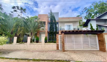 Casa com 3 dormitórios à venda no bairro Nações em Timbó/SC