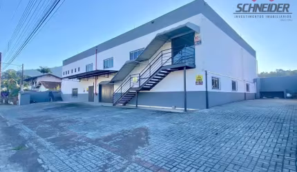 Galpão à venda no bairro Estados em Timbó/SC