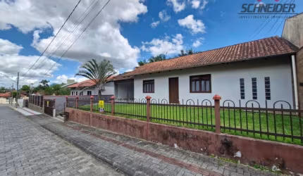 Casa com 2 dormitórios à venda no bairro Vila Germer em Timbó/SC