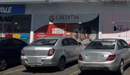 Sala comercial à venda no bairro Quintino em Timbó/SC
