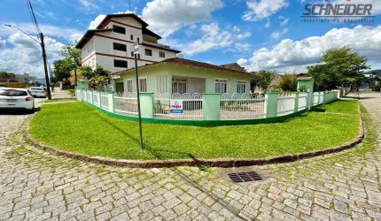 Casa com 3 dormitórios à venda no bairro Nações em Timbó/SC