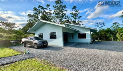 Casa com 3 dormitórios à venda no bairro Pomeranos em Timbó/SC