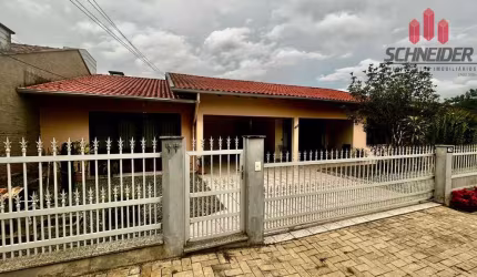 Casa com 2 dormitórios à venda no bairro Capitais em Timbó/SC